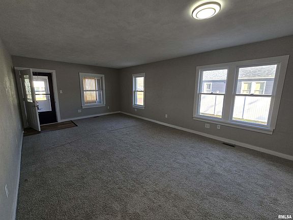 3rd image of 1022 Market St