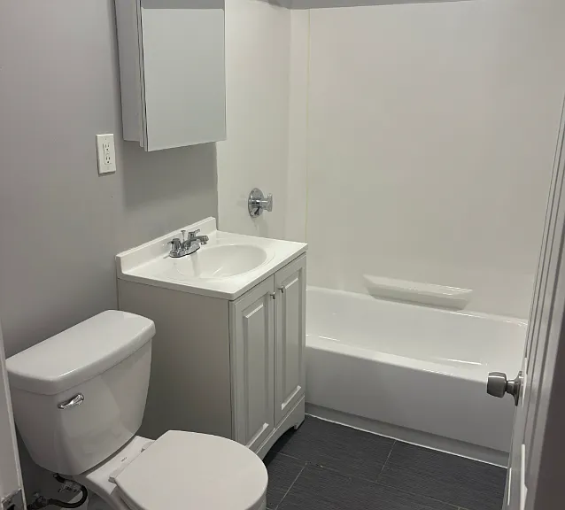 108 Adams St #2L — Photo 5