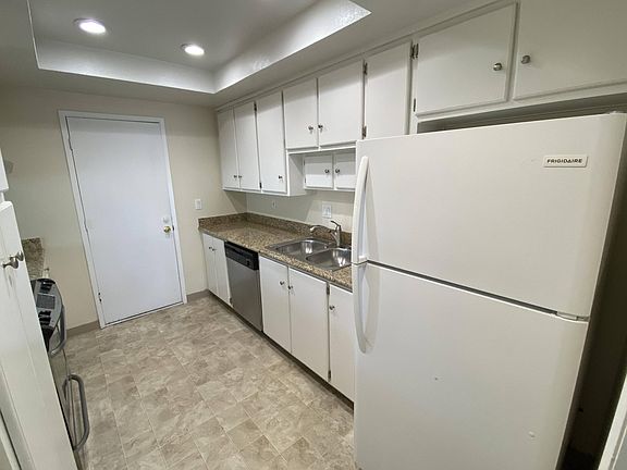 5th image of 6208 Cedar Blvd