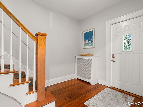 5th image of 247 Harborview Avenue