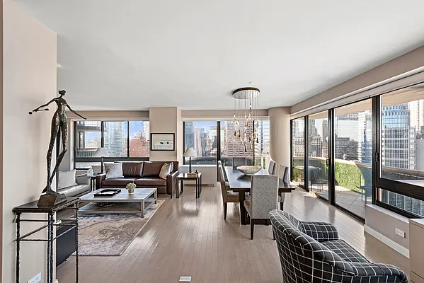 Sold by SERHANT. | media 31