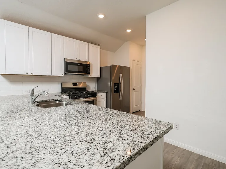 4434 Revetment Way — Photo 8