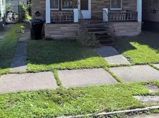 13502 Anglin St, Hamtramck, MI 48212