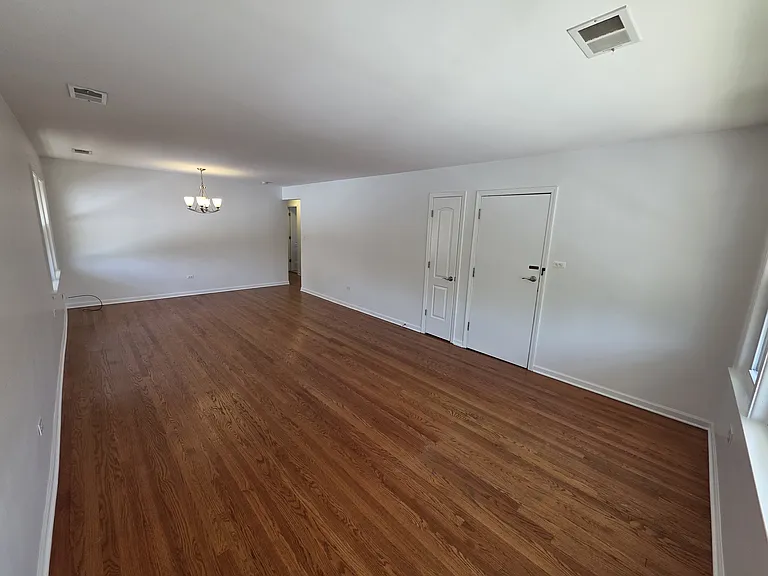 6510 W Higgins Ave #2 — Photo 9