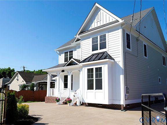 2nd image of 807 W 22nd St