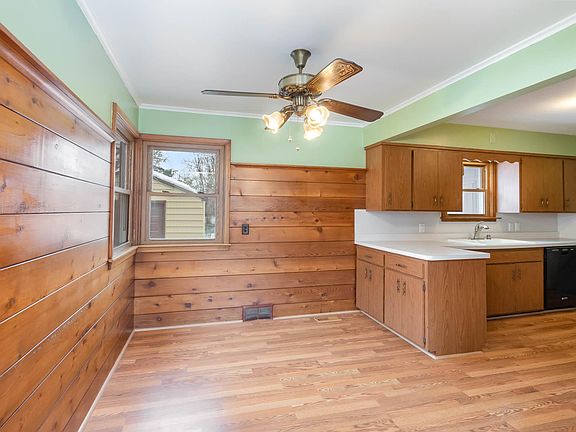 5th image of 2084 Ames Ave