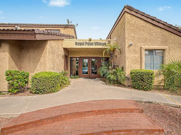2121 W Royal Palm Rd #1097 — Photo 23