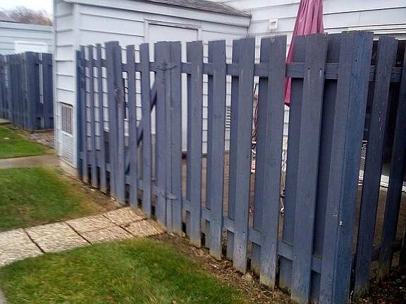 Fenced private patio