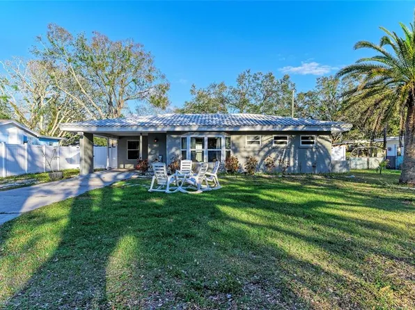 2818 Parandor Pl, Sarasota, FL 34235