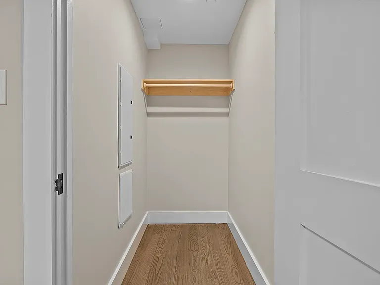 2885 W 15th St #2Q — Photo 7