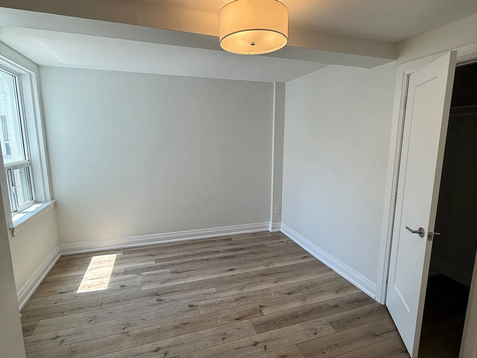 2 bed, $2,055 — Photo 3