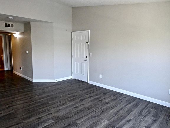 4th image of 5055 W Hacienda Ave Unit 2155