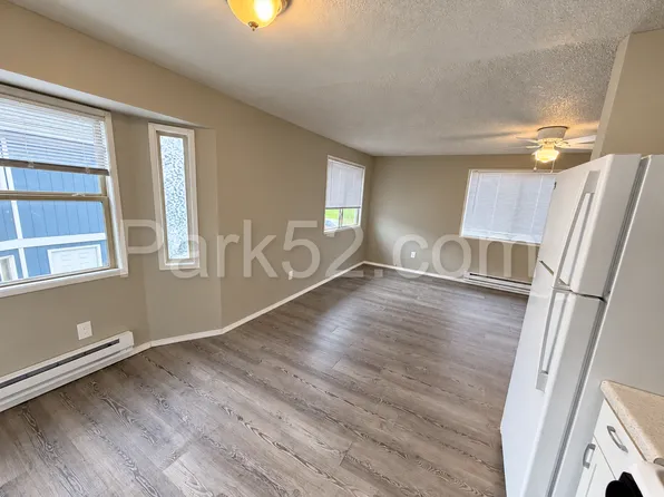 1/2 Off the 1st Full Month's Rent! Tacoma Area Fourplex - 2 Bedroom 1 Bathroom Apartment, 3301 S Asotin St, Tacoma, WA 98418