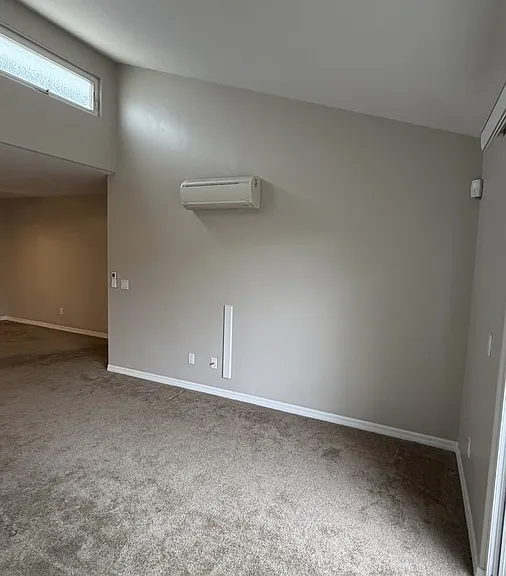 5252 Balboa Arms Dr #242 — Photo 4