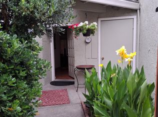 688 Racquet Club Cir, Rohnert Park, CA 94928