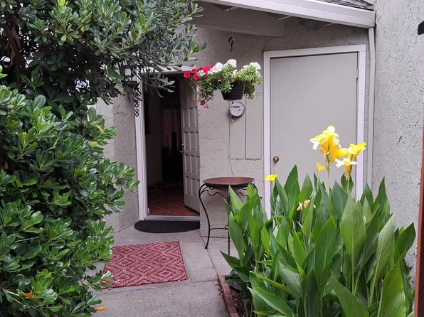 688 Racquet Club Cir, Rohnert Park, CA 94928
