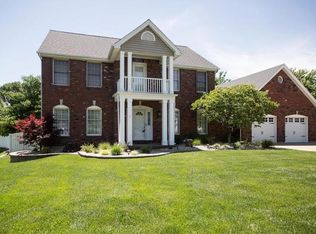 16 Foxbend Ct, Saint Charles, MO 63301