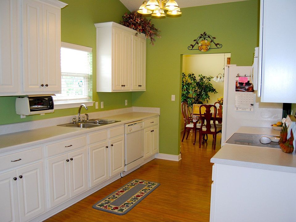 Bright Open Kitchen