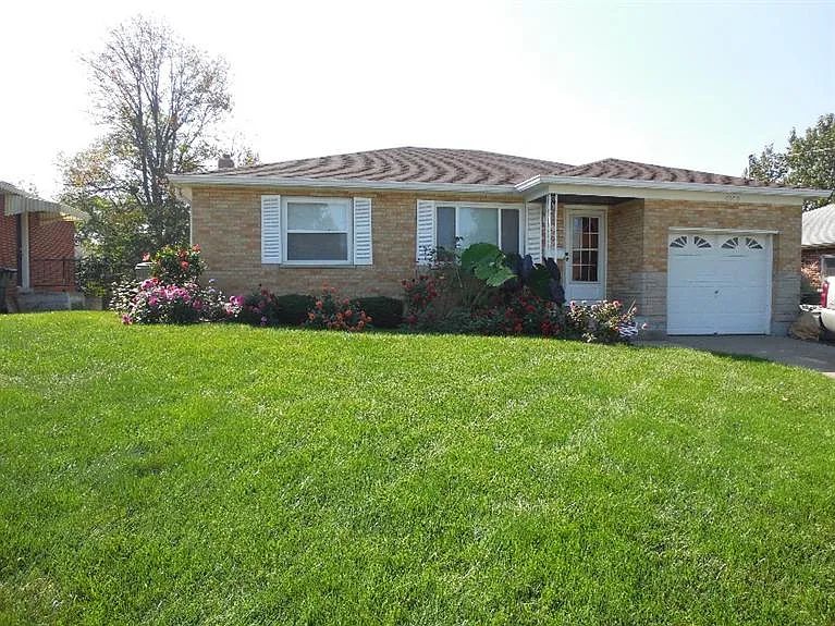 4109 Westwood Northern Blvd photo 1