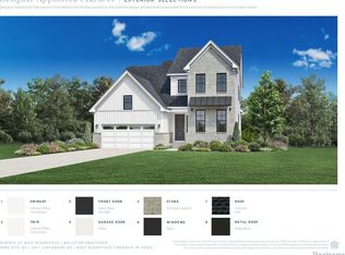 7647 Larchwood Dr, West Bloomfield, MI 48322