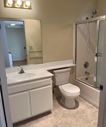 5th image of 16525 Vanowen St #112