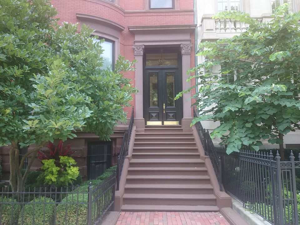 2nd image of 126 Commonwealth Ave APT 1