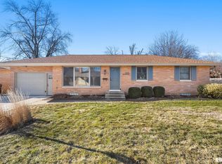 525 Brentwood Rd, Morton, IL 61550