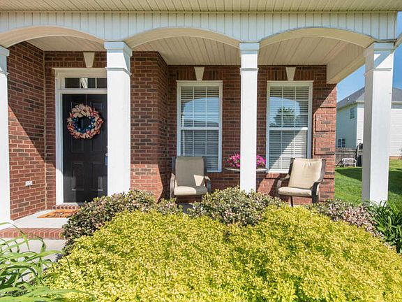3rd image of 6965 Wyndham Pointe Ln