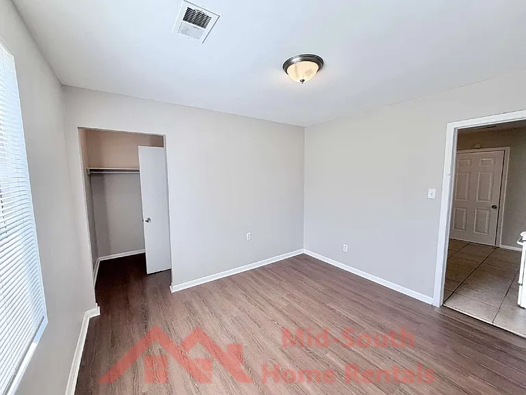 1549 Patton St — Photo 10