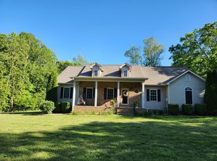 1331 Lyndell Bell Rd, Manchester, TN 37355