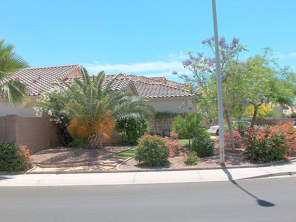 871 SEAN COURT, FRONT, NORTH SIDE