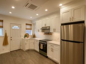 34-07 45th St, Long Island City, NY