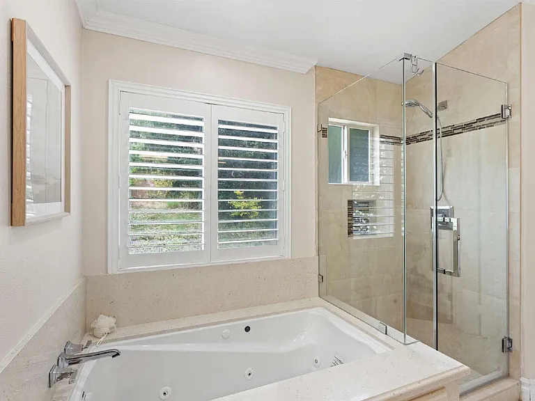 131 Concerto Dr — Photo 25