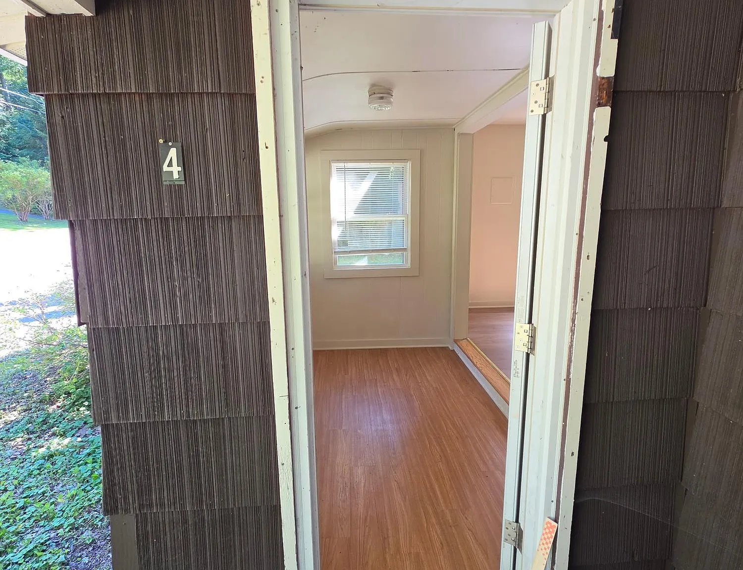1 bed, 1.0 bath, 500 sqft, $1,200 — Photo 1