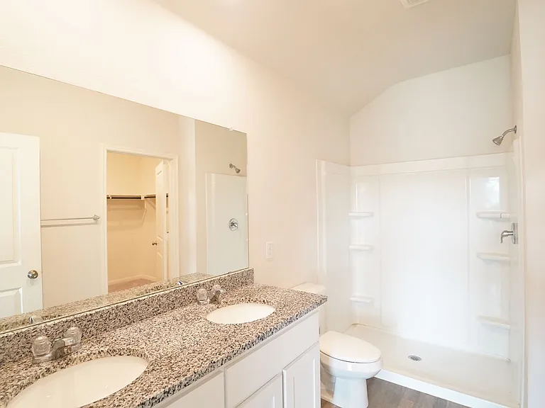 501 Jameson — Photo 6