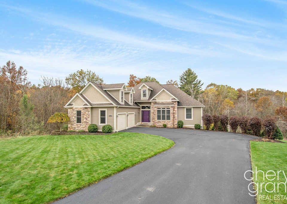 1st image of 8180 Hidden Canyon Dr NE