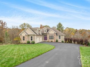 8180 Hidden Canyon Dr NE, Ada, MI 49301