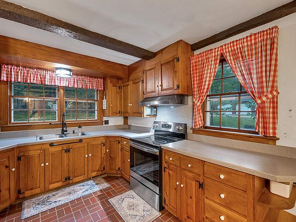 3rd image of 119 Gerrish Road