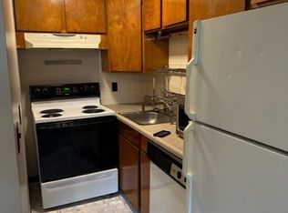 811 N Motor Pl APT 7, Seattle, WA 98103