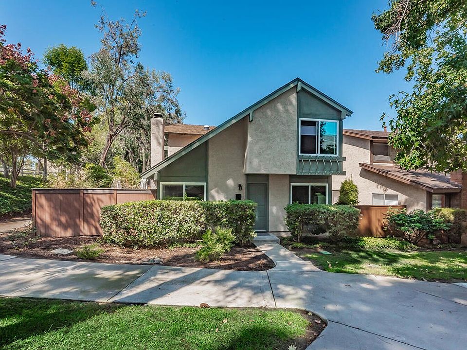 1st image of 10639 Esmeraldas Dr
