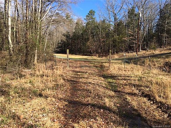 3rd image of 9101 Pinenoll Ln #8