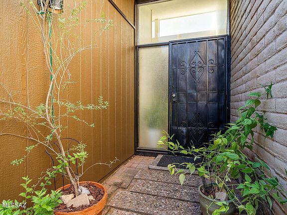 4th image of 5701 E Glenn St