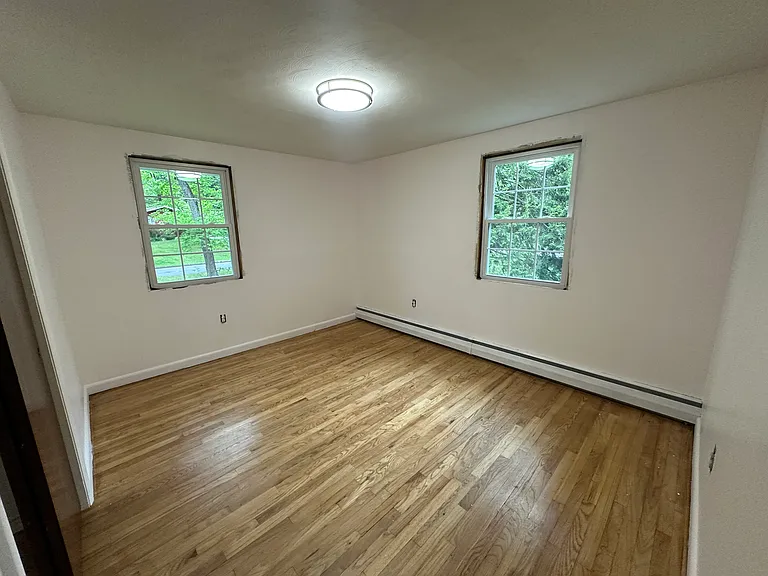 11 Ridge Rd — Photo 2