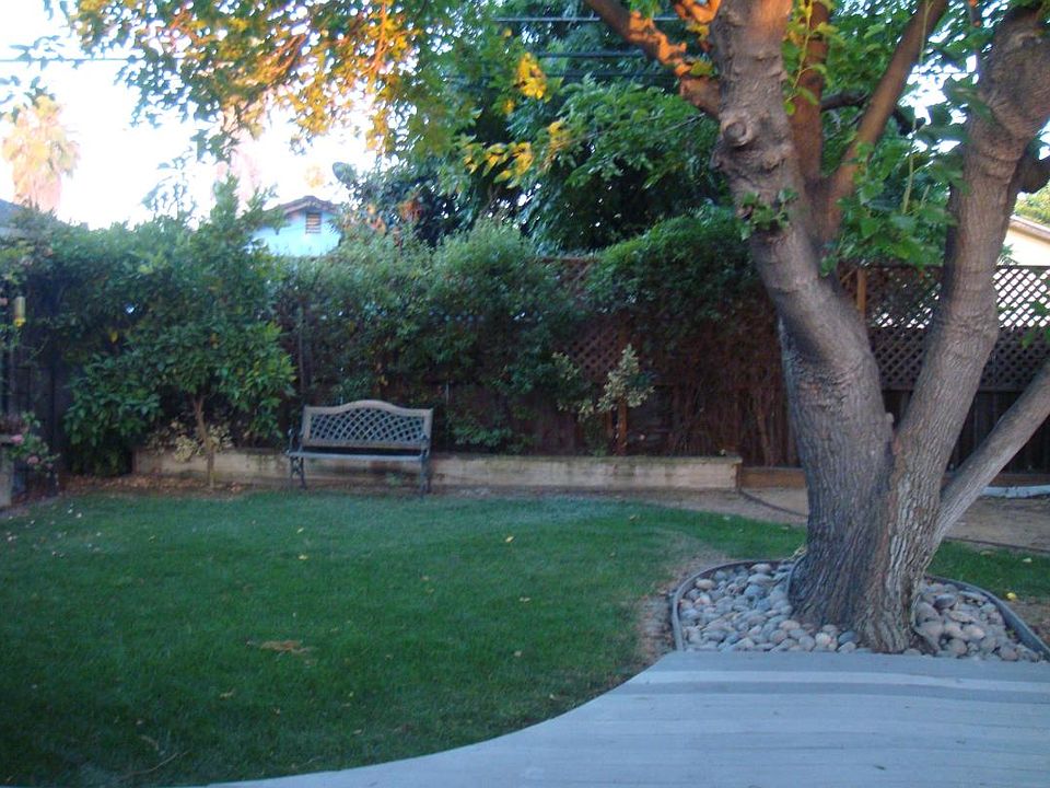 1st image of 550 Independence Dr