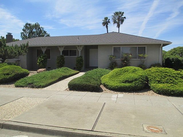 1st image of 6549 Crown Blvd