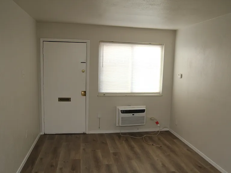 2036 S Big Bend Blvd #2036 — Photo 2