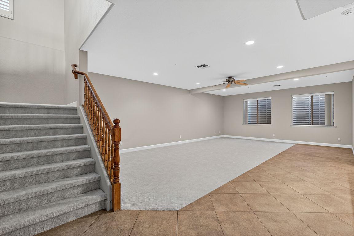 next background image