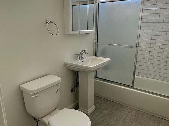 2nd image of 7555 De Longpre Ave APT 1