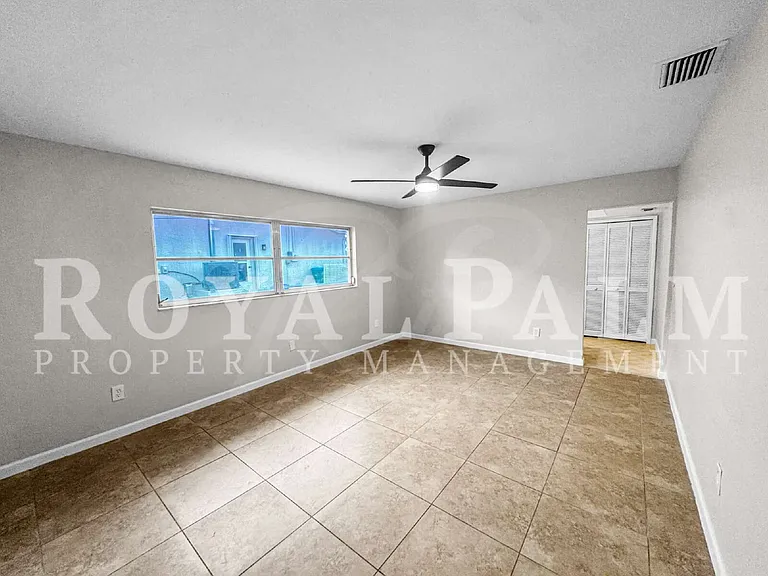 206 SE 46th Ter — Photo 26