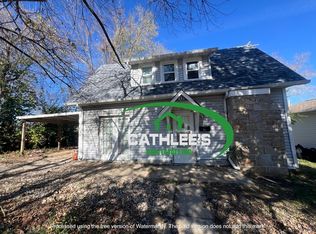 631 E Vine St, Sullivan, MO 63080